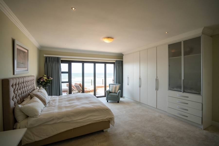 4 Bedroom Property for Sale in West Beach Eastern Cape